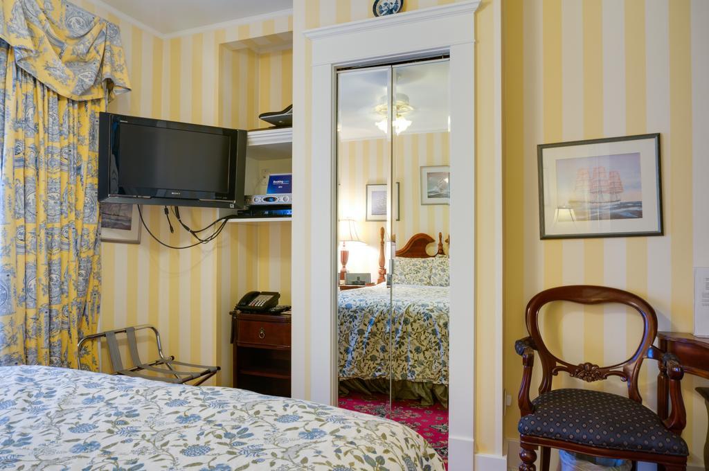 Calgary Westways Guest House Camera foto