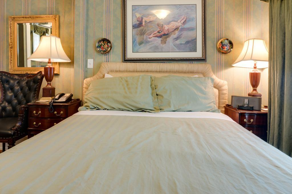 Calgary Westways Guest House Camera foto