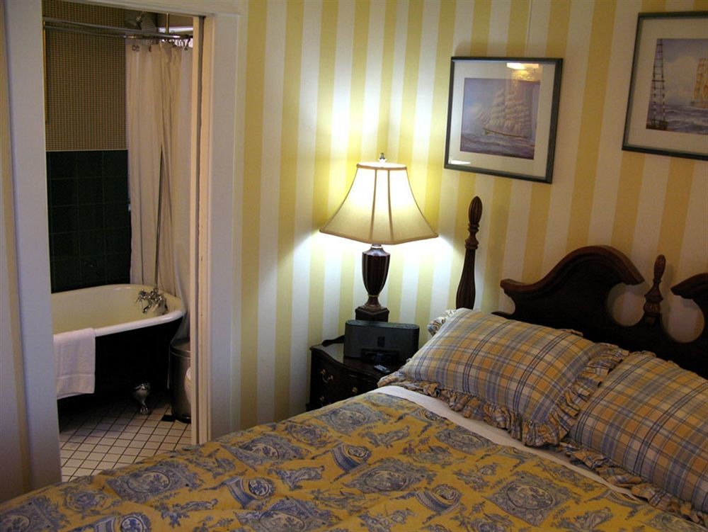 Calgary Westways Guest House Esterno foto