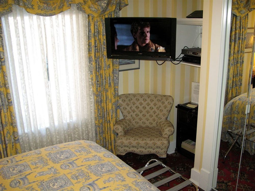 Calgary Westways Guest House Esterno foto