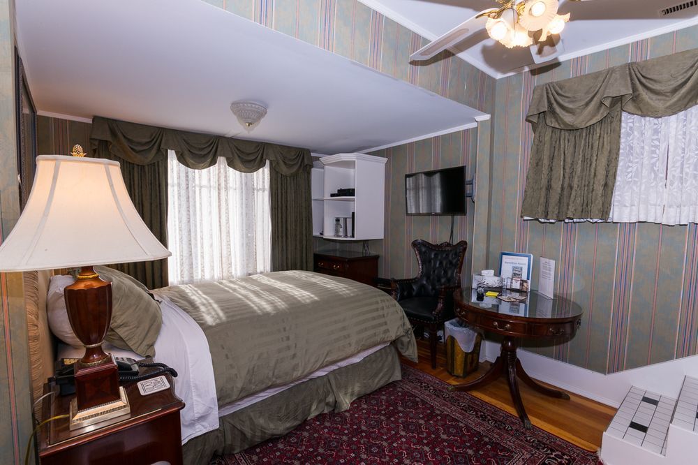 Calgary Westways Guest House Esterno foto