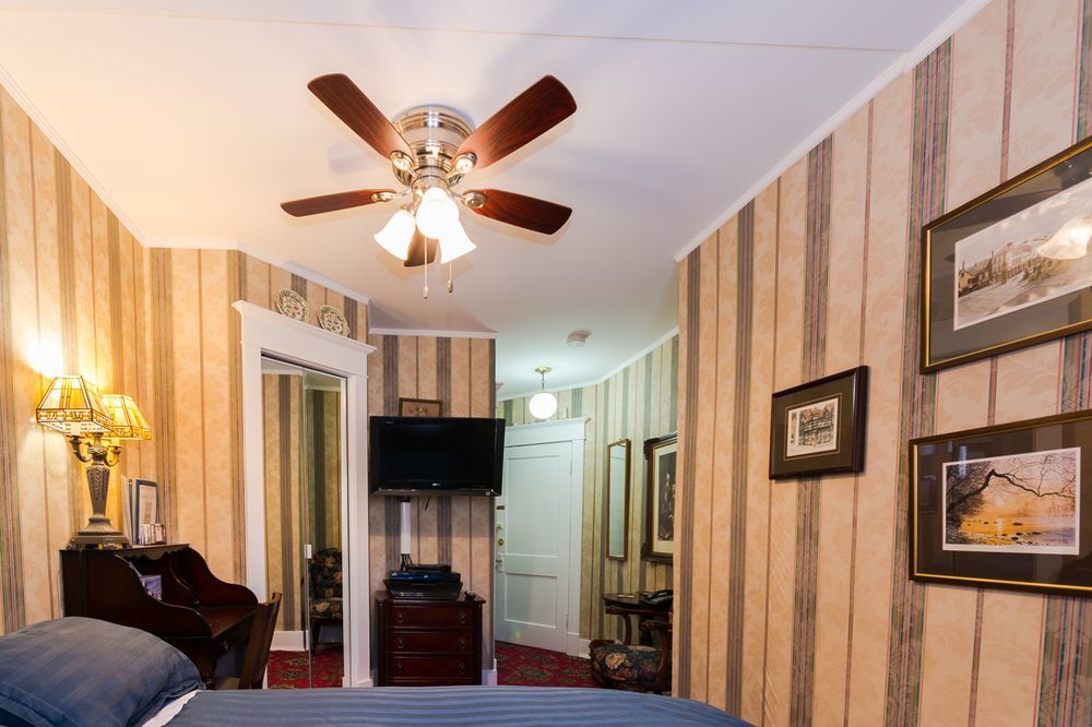 Calgary Westways Guest House Esterno foto