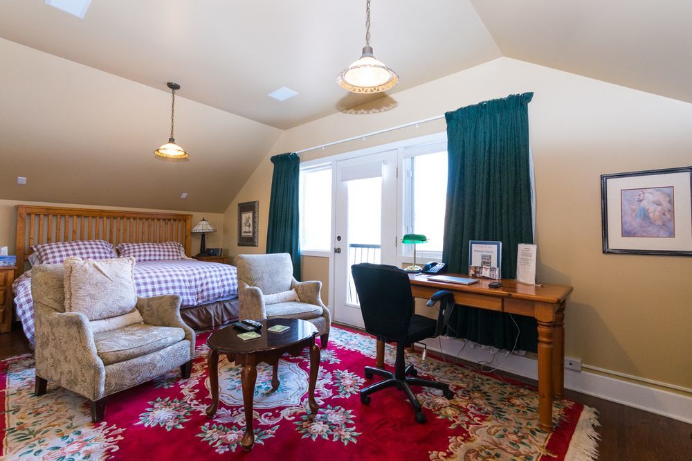 Calgary Westways Guest House Esterno foto